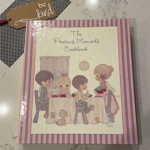 💕Precious Moments Collection💕 | Vintage Cookbook | 1988 | Bonus Included 🧁
